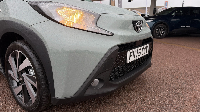 Toyota Aygo X 1.0 VVT-i Edge 5dr Petrol Hatchback